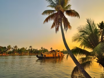KERALA 21N 22D
